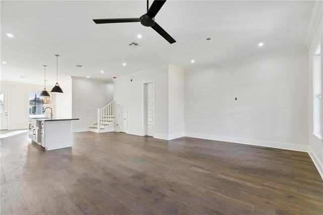 2620 Pauger St - Photo 6 of 18
