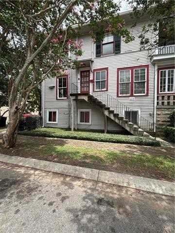 801 Cherokee St - Photo 2 of 10