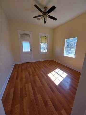 1101 L B Landry Ave - Photo 6 of 7
