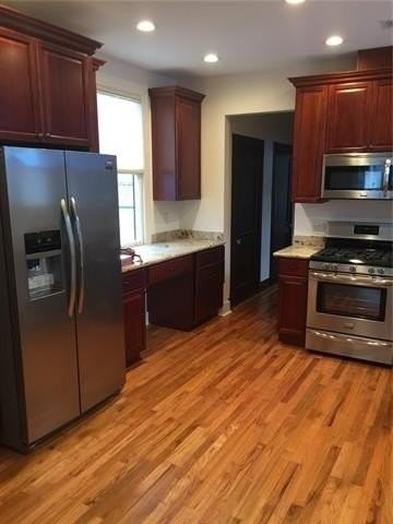 1216 Leonidas St - Photo 7 of 24