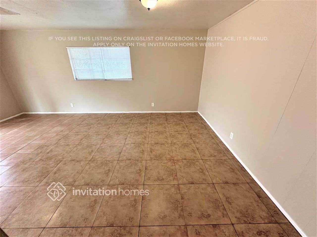 3608 W Ocotillo Rd - Photo 6 of 17