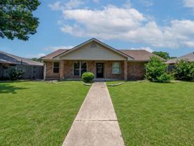 422 Woodhollow Dr - Photo 1 of 1