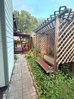 730 Monique - Photo 7 of 23