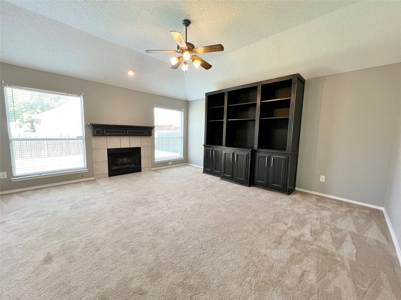 7700 Glenoaks Dr - Photo 7 of 21