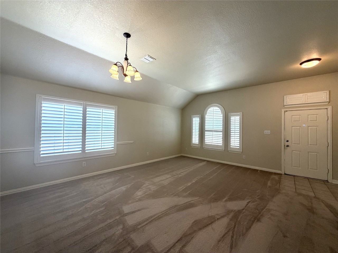 314 Shire Ln - Photo 4 of 15