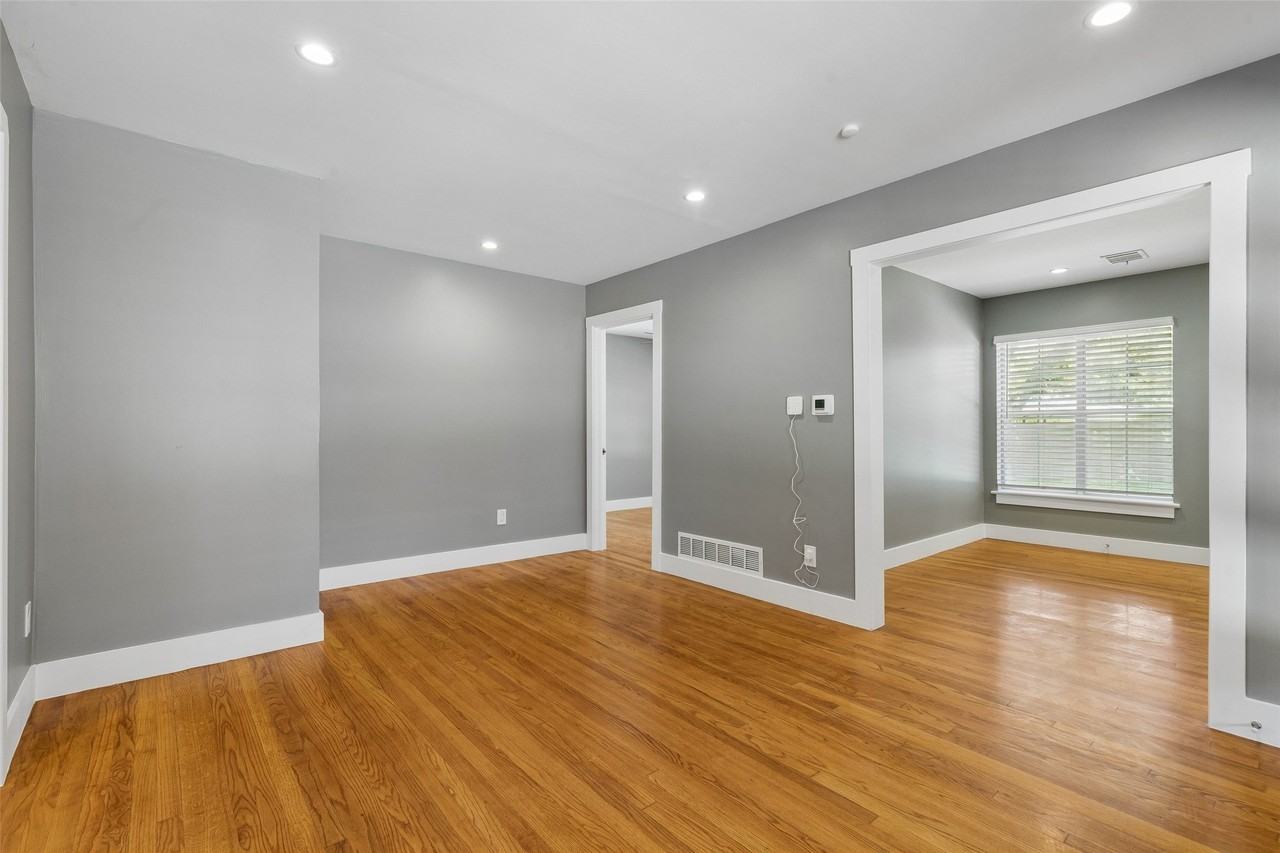 3211 Lawnview Ave - Photo 7 of 29