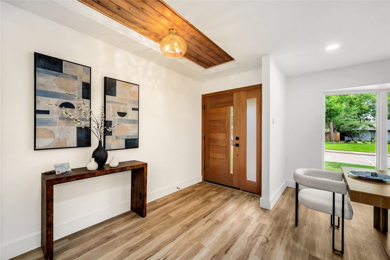 4109 Candlenut Ln - Photo 4 of 33