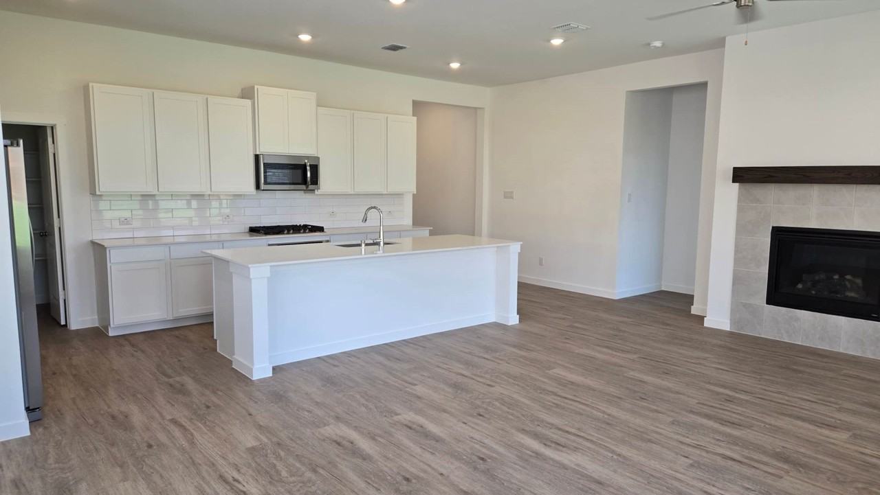 1356 Saddle Sky Trl - Photo 4 of 13