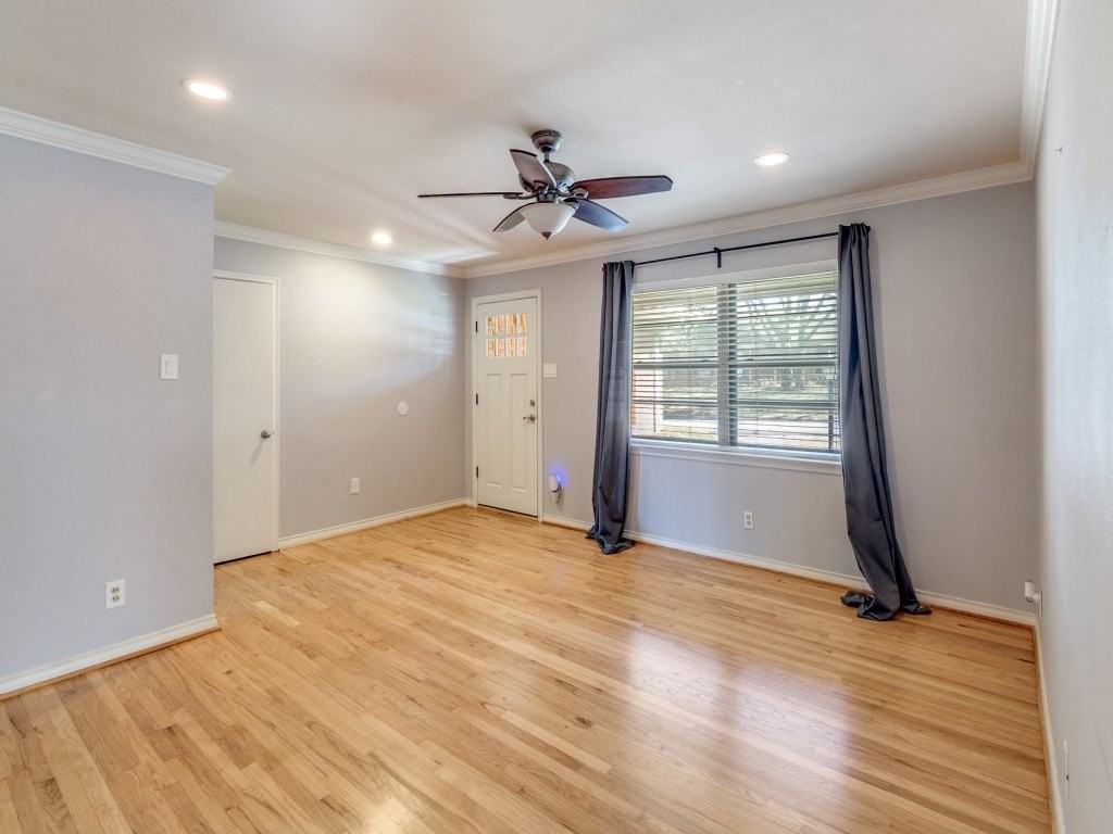 11707 Rogue Way - Photo 3 of 25