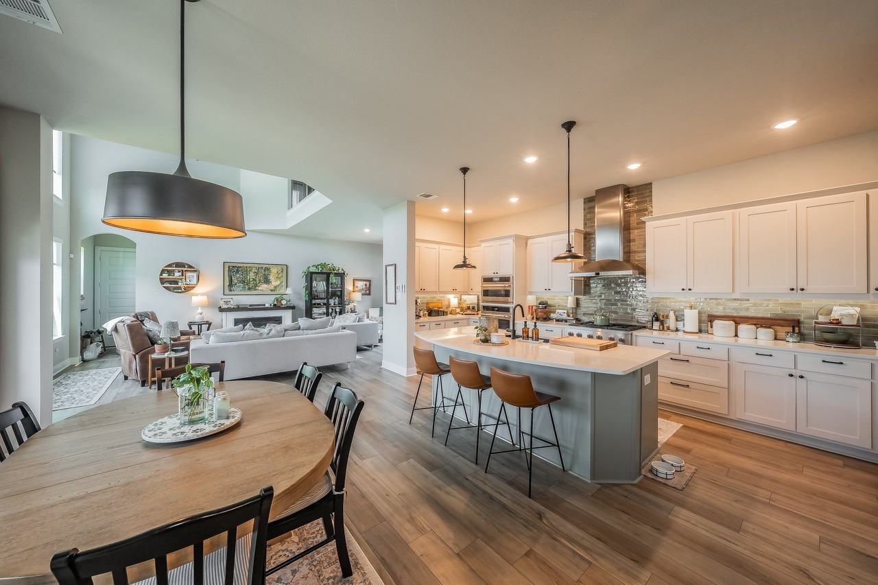 1401 Roundup Way - Photo 2 of 40