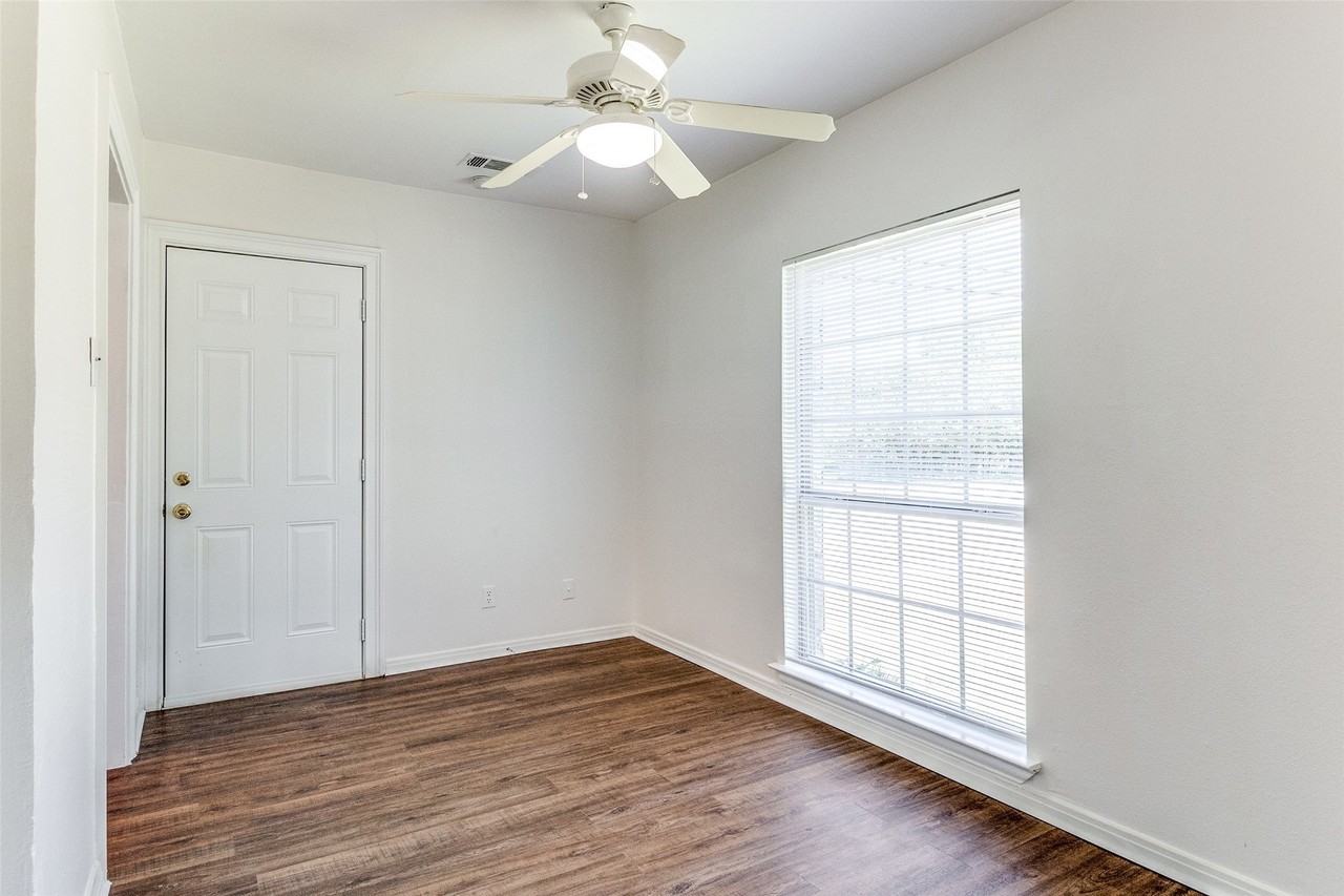 4237 Caruth Blvd - Photo 4 of 14