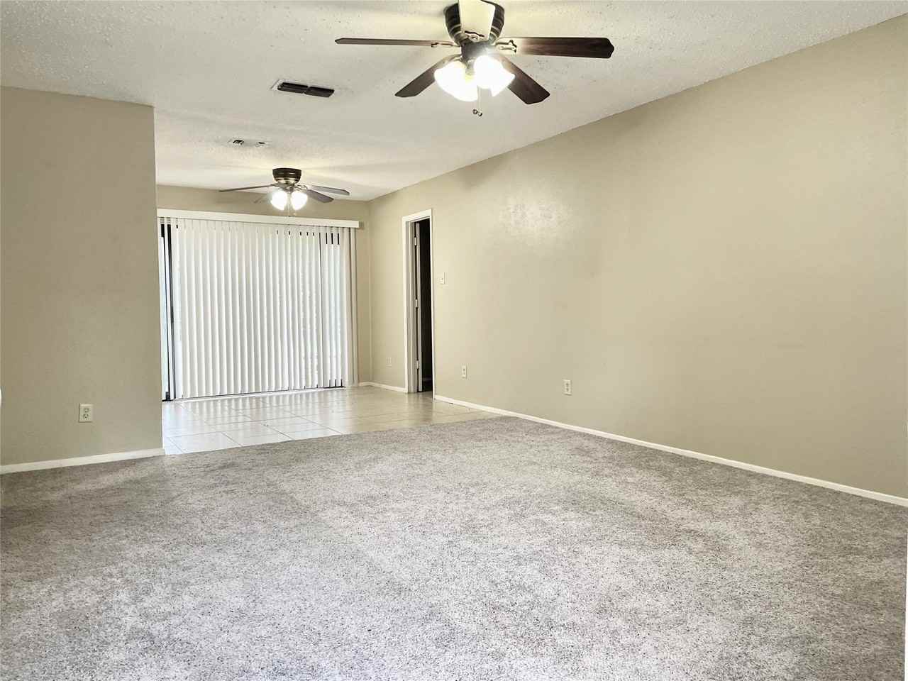 217 Bellaire Dr - Photo 2 of 16