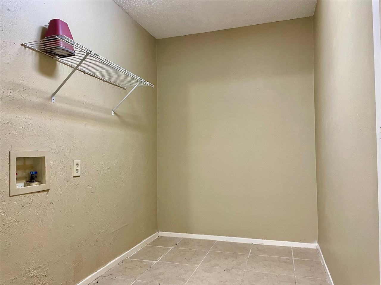 217 Bellaire Dr - Photo 6 of 16