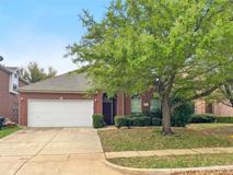 2820 Thorncreek Ln - Photo 1 of 1