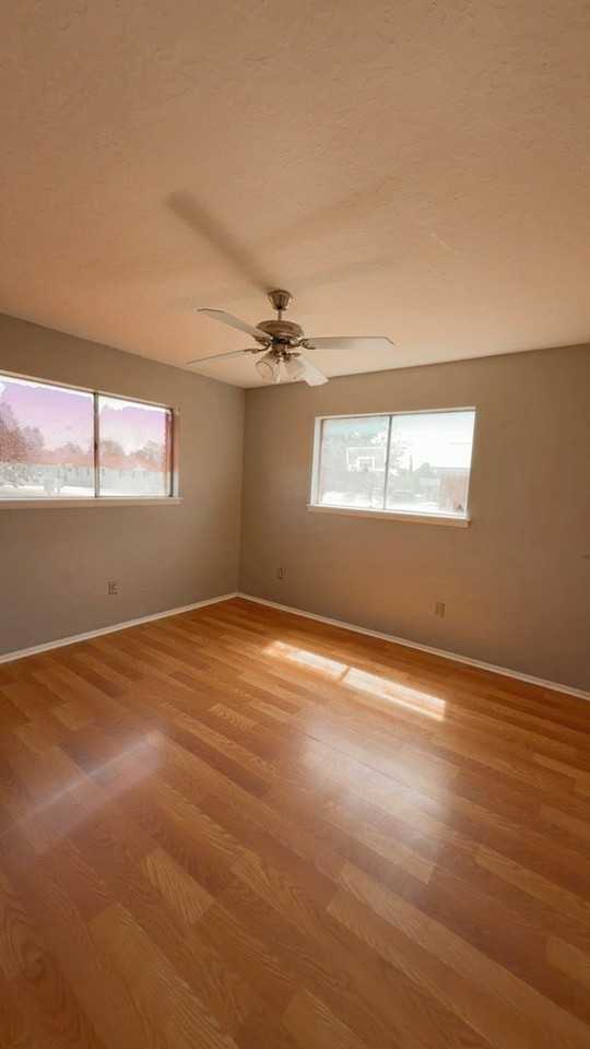 3619 Shell Ave - Photo 6 of 11