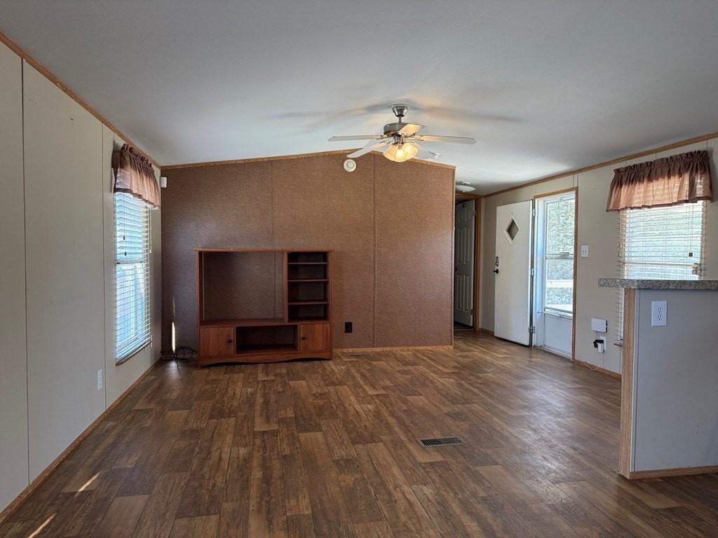 1320 N Fairgrounds Rd #920 - Photo 3 of 11