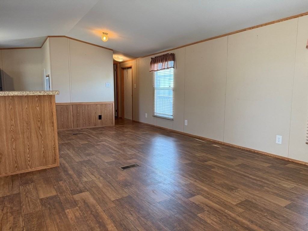1320 N Fairgrounds Rd #920 - Photo 5 of 11