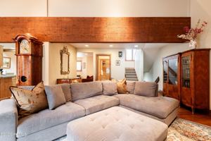 featured image of 1525 Lakeside Cir