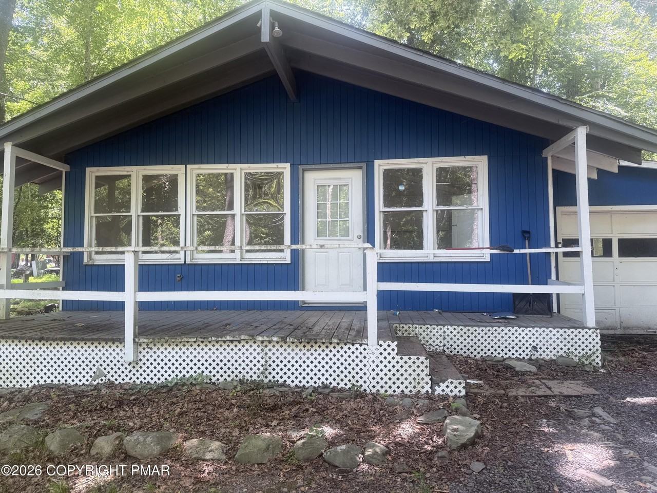 5179 Arrowhead Ln - Photo 2 of 16