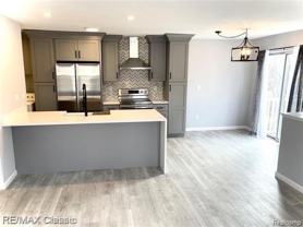 337 Neptune Dr - Photo 1 of 1