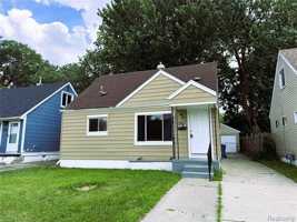 featured image of 24644 Lauren Ave