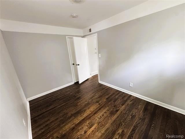 24644 Lauren Ave - Photo 7 of 14