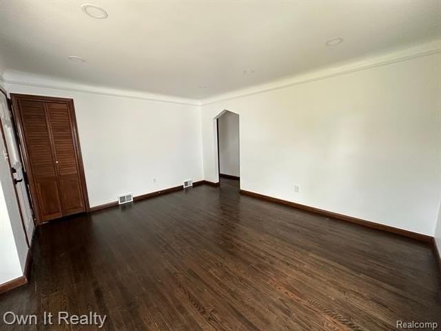1829 Academy St - Photo 4 of 13