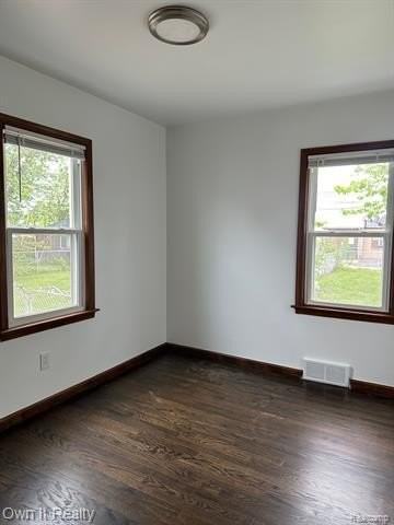 1829 Academy St - Photo 6 of 13