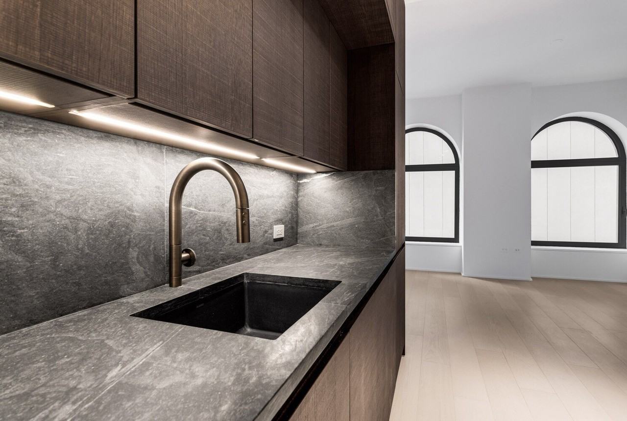 130 William St #14E - Photo 5 of 11