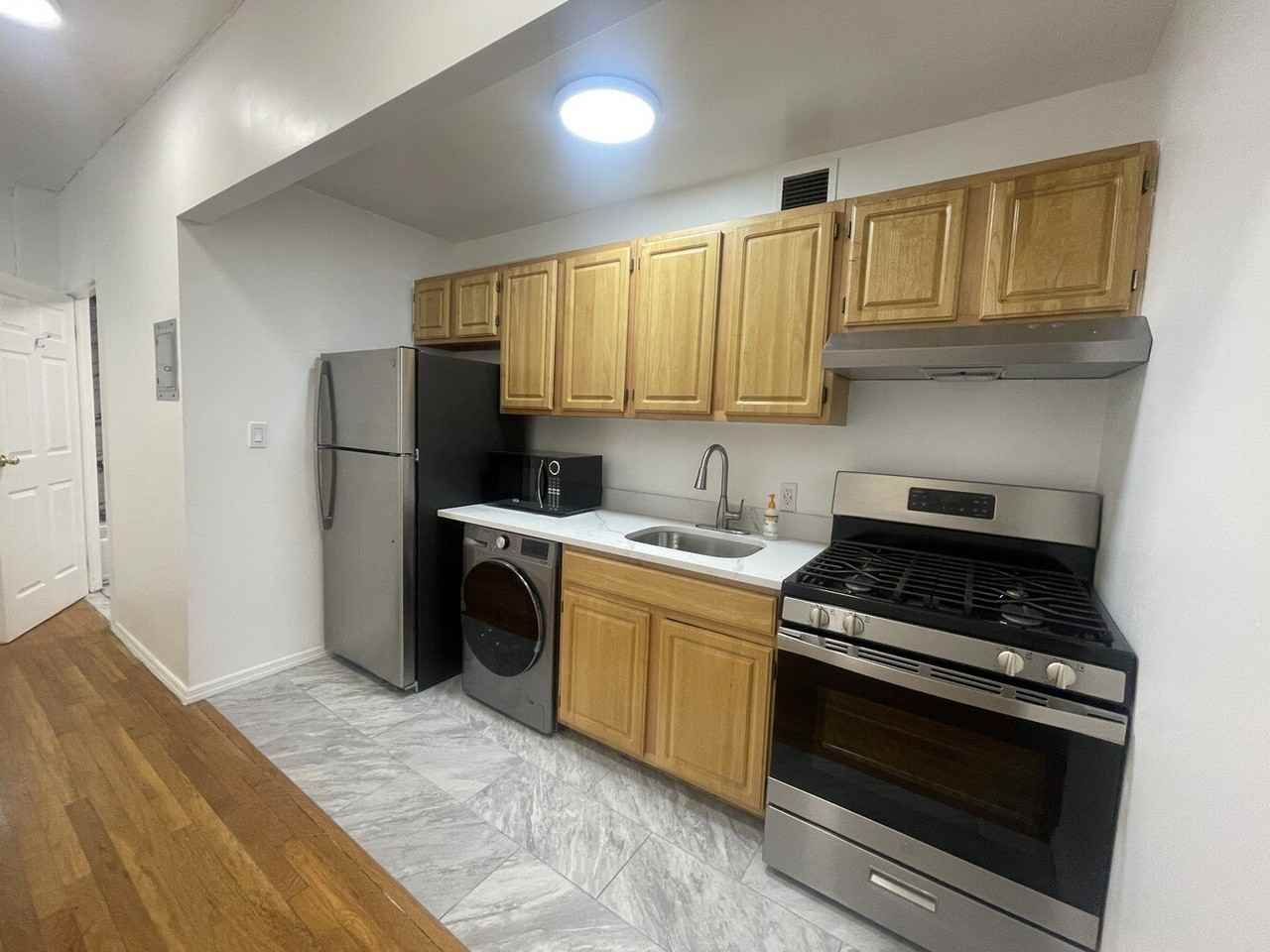 113 E 122nd St #2 - Photo 3 of 7