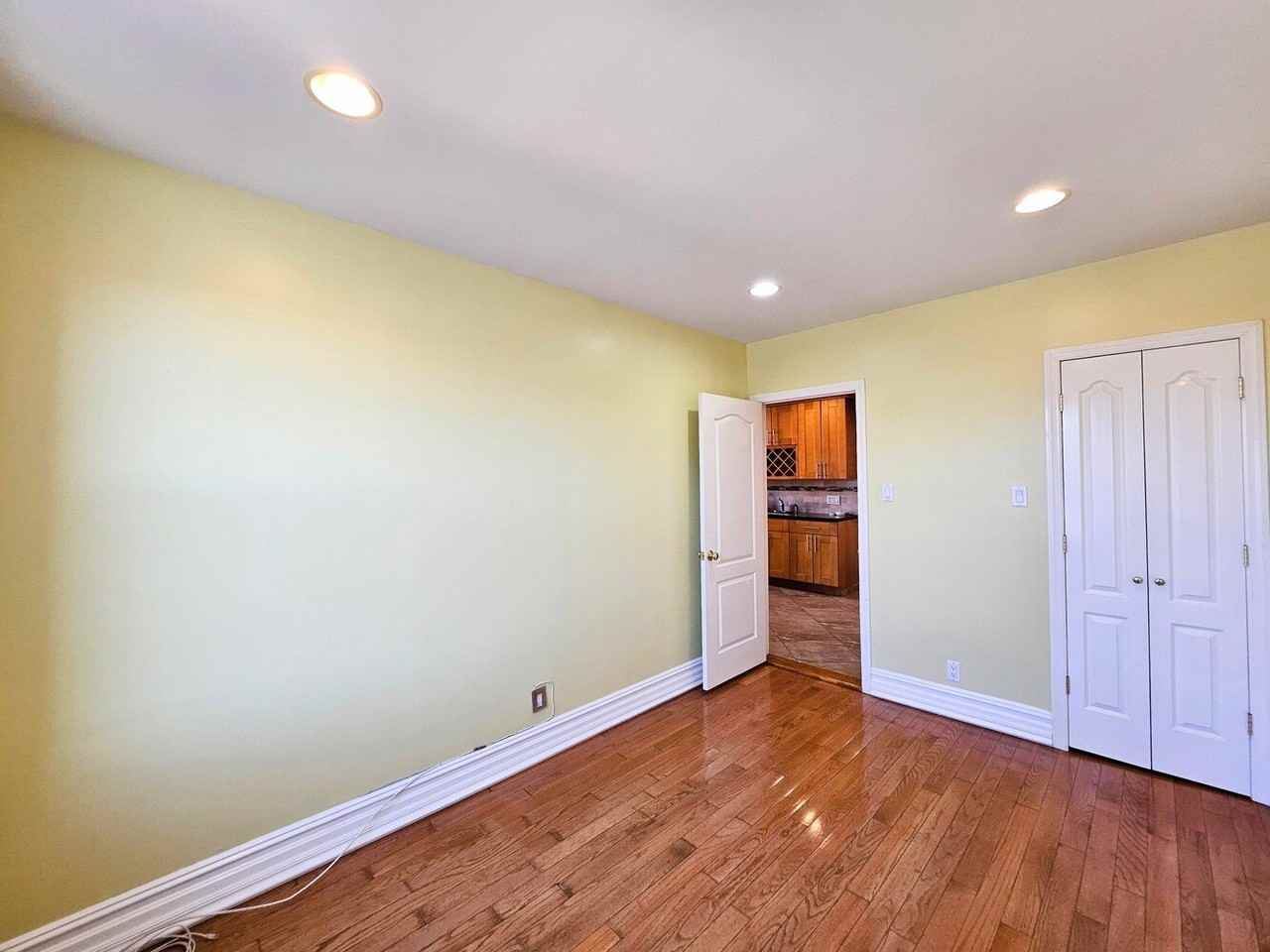 1262 64th St #2R - Photo 5 of 6
