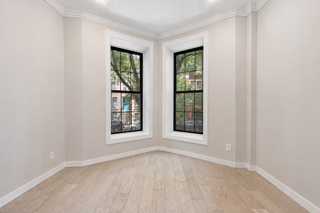286 Clifton Pl #1 - Photo 7 of 11