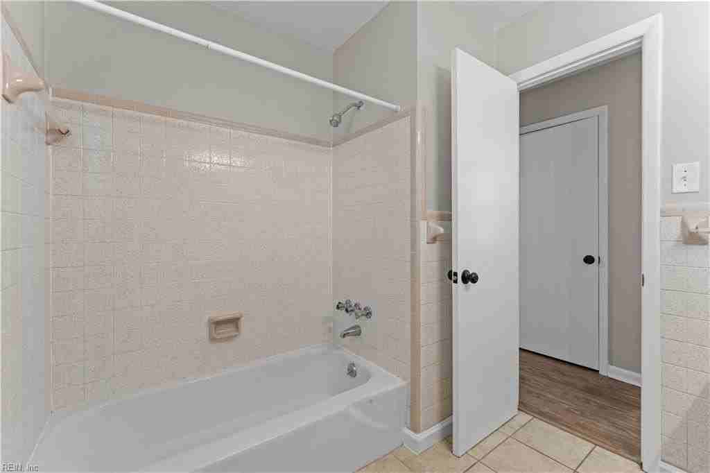 3301 Marne Ave - Photo 2 of 26