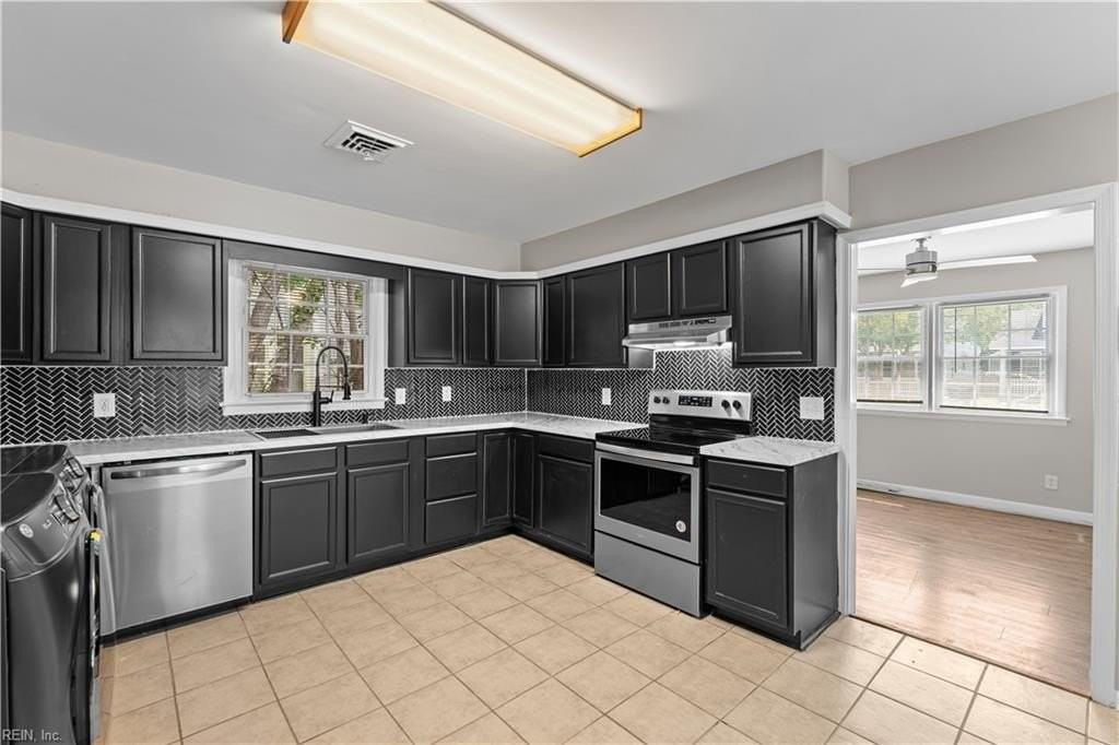 3301 Marne Ave - Photo 6 of 26
