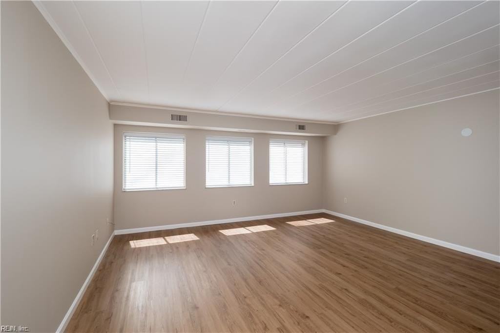 1005 Woodrow Ave #2C - Photo 5 of 23