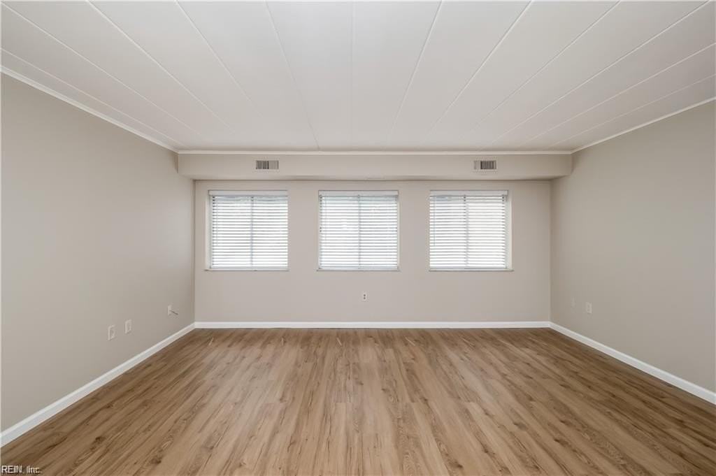1005 Woodrow Ave #2C - Photo 6 of 23