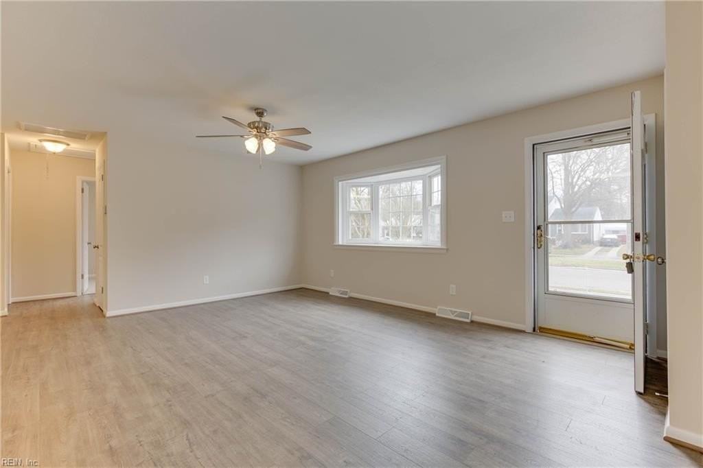 213 Clemwood Pkwy - Photo 4 of 28