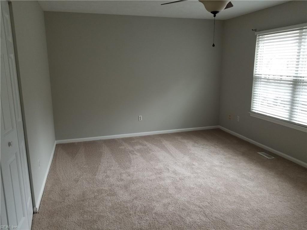 1125 Old Denbigh Blvd - Photo 7 of 18