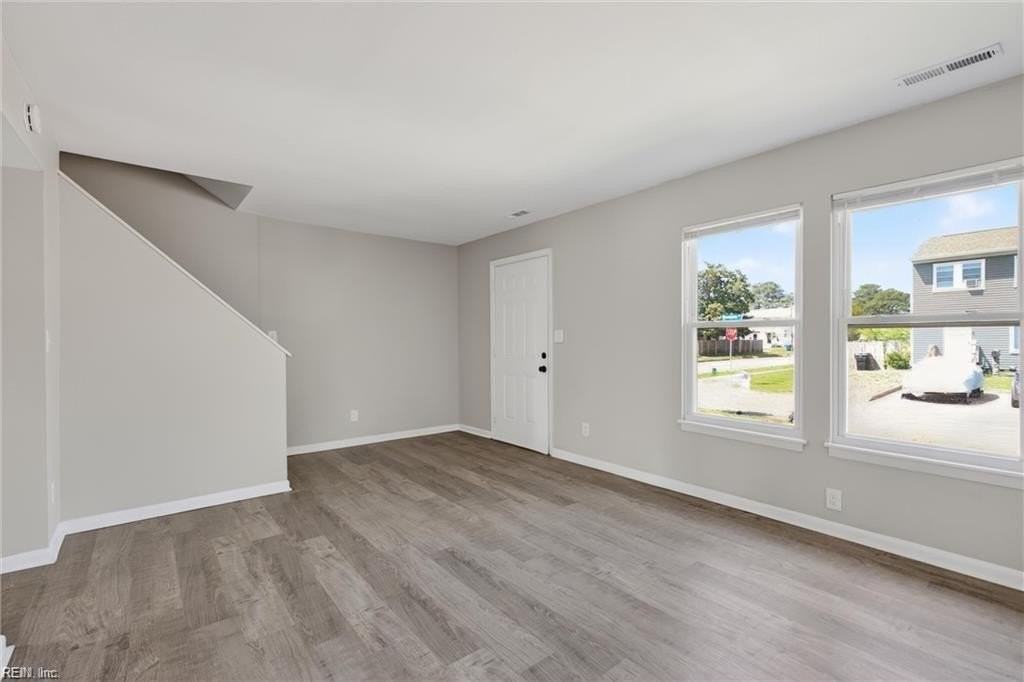 3017 Herrmann Ct - Photo 3 of 18