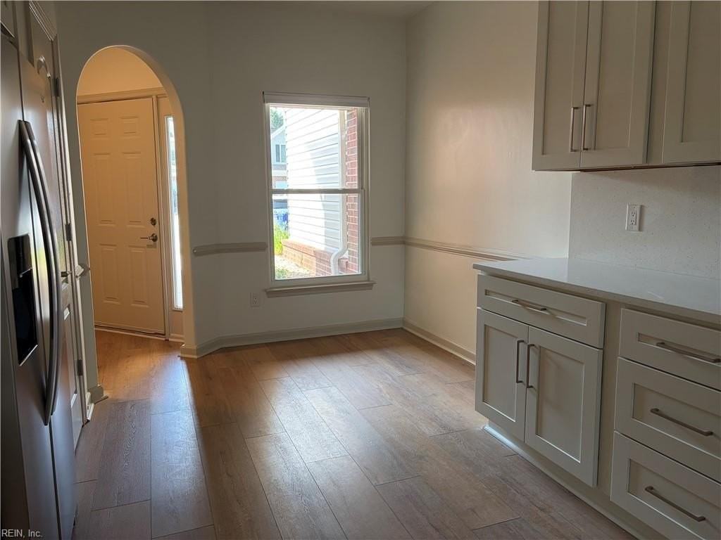 2578 Hartley St - Photo 5 of 23