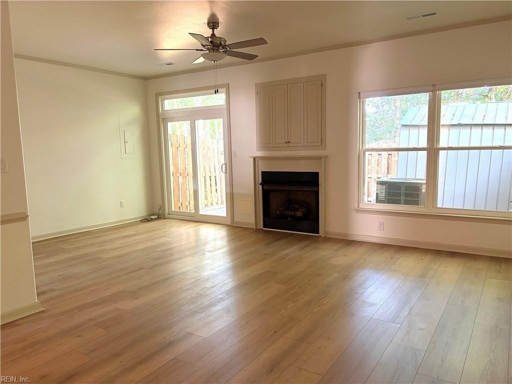 2578 Hartley St - Photo 6 of 23