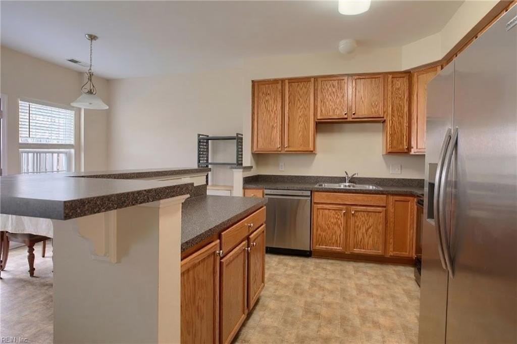 120 Kelly St - Photo 4 of 21