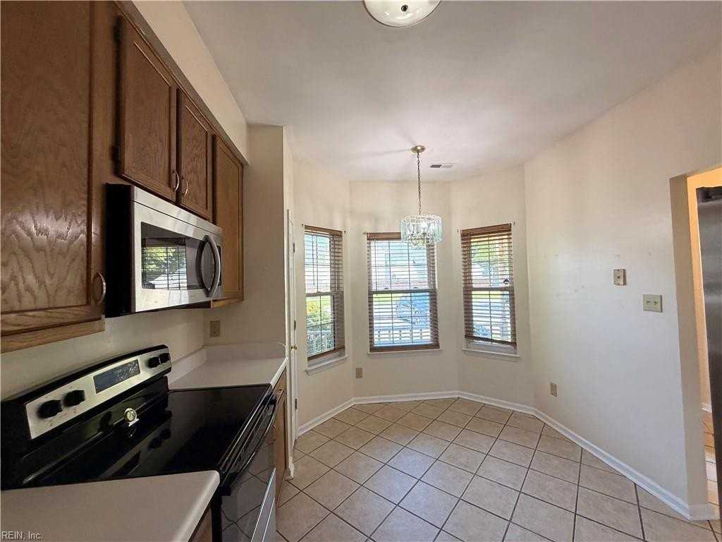 301 Wrought Iron Bnd - Photo 3 of 30