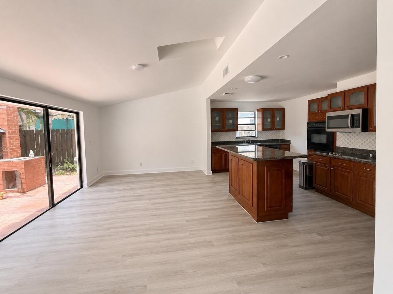13430 Sw 99th Ter - Photo 4 of 18
