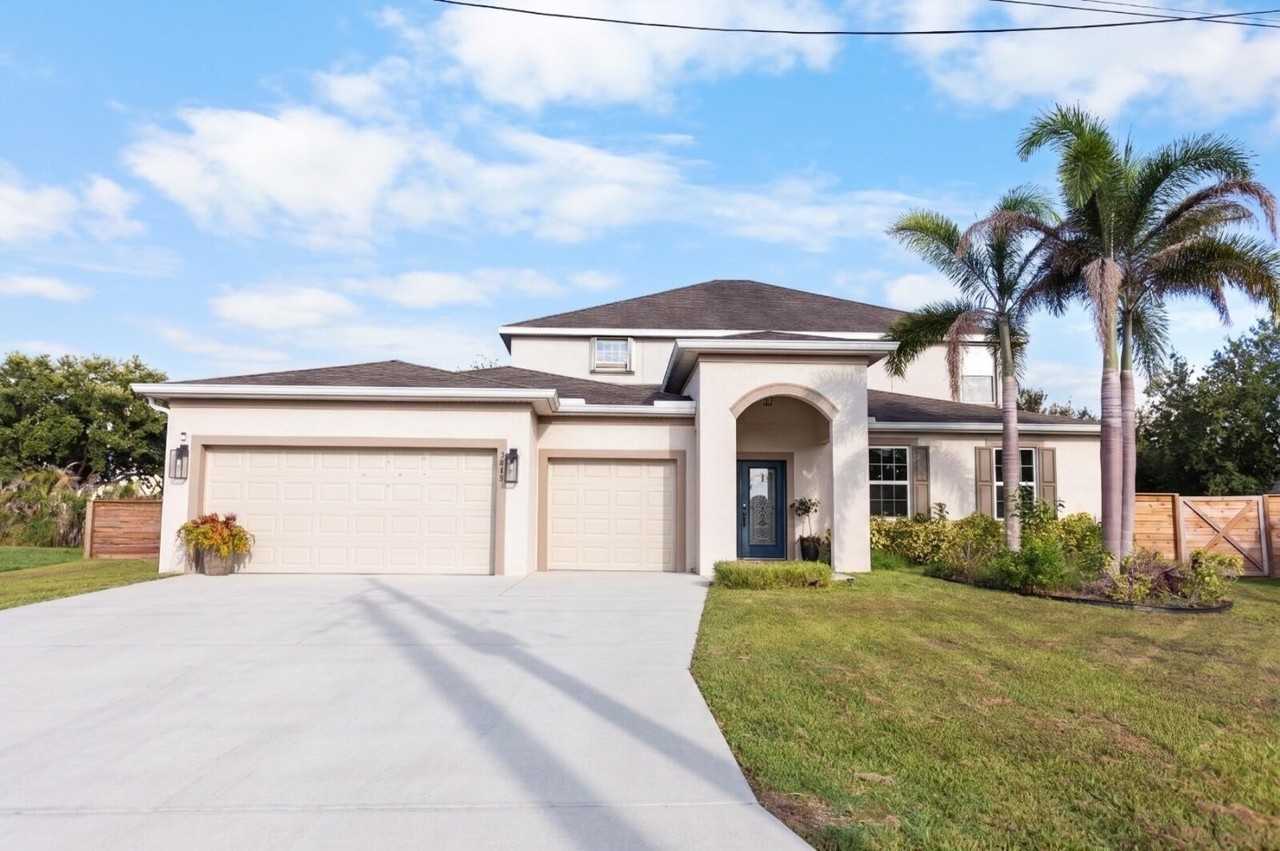 5648 Nw Lorna Ct - Photo 5 of 50