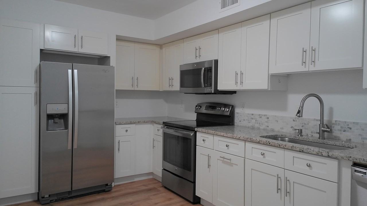 3180 Leewood Ter #L108 - Photo 4 of 23