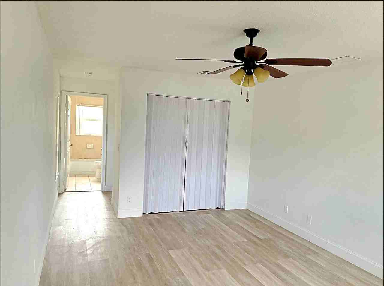 647 Latona Ave - Photo 6 of 17