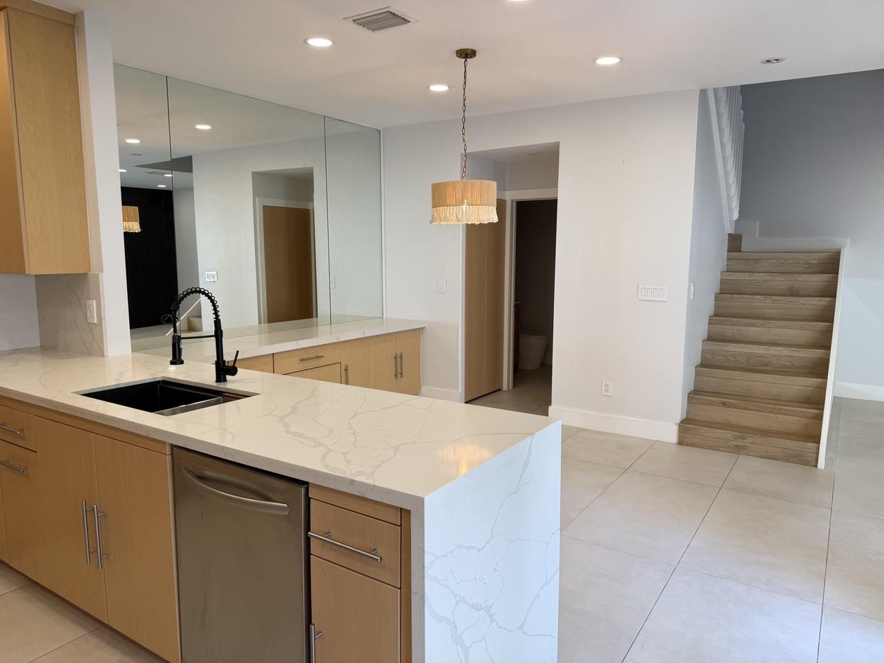 1085 River Birch St - Photo 5 of 14