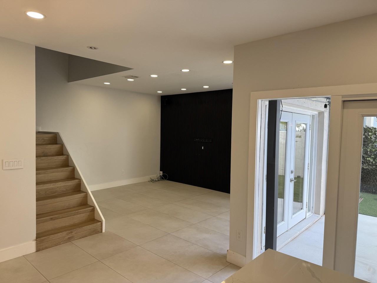 1085 River Birch St - Photo 6 of 14