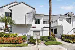 featured image of 7473 Glendevon Ln #402